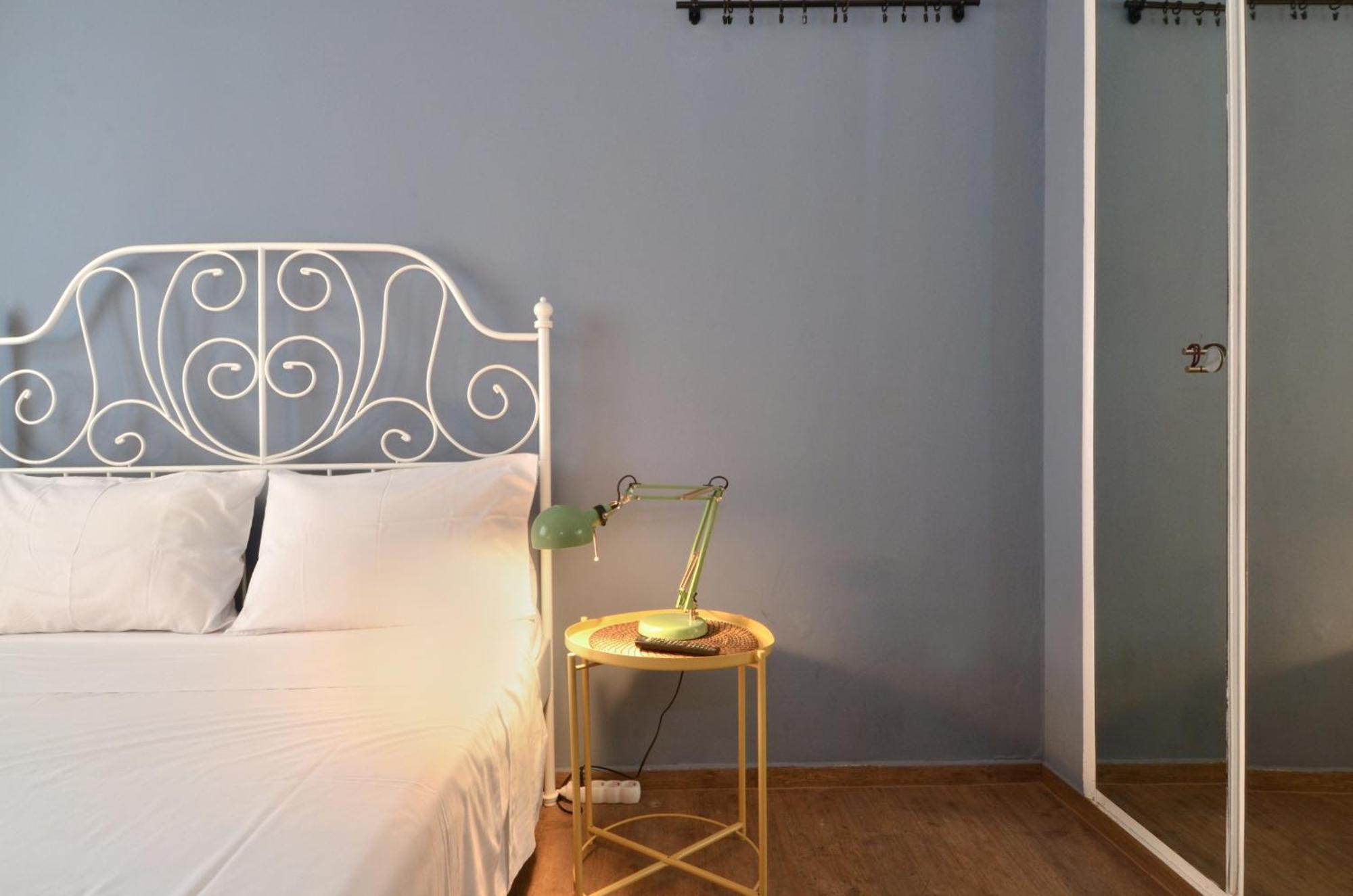 Cozy And Cute Apartment At Kolonaki Athens Exterior photo
